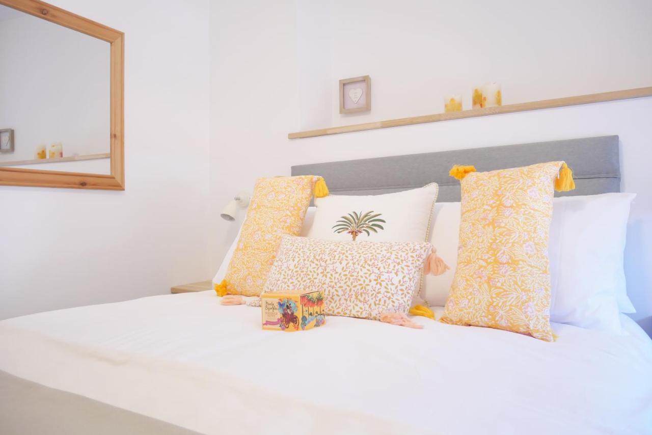 Sunset View, 2 Bedrooms In The Heart Of Holt With Parking Buitenkant foto